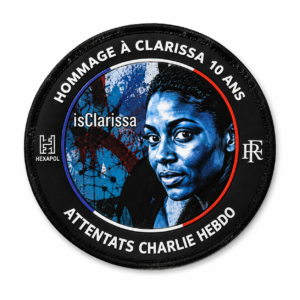 Écusson Hommage à Clarissa – 10 ans – Attentats Charlie Hebdo – PVC UV
