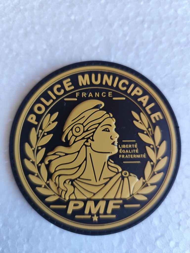 Écusson rond Police Municipale France PMF noir et or, Marianne et couronne de laurier